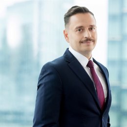 全国人大代表黄成辉:扎根生产一线,践行民主担当